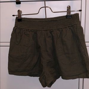 Abercrombie small army green shorts